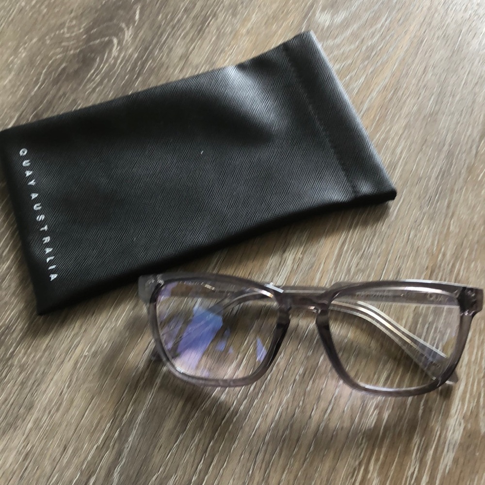 Quay Hardwire blue light blocking glasses